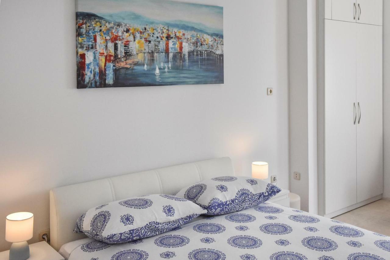 Apartment Bezic Kaštela Buitenkant foto